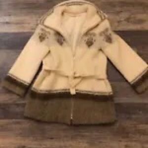 1970’s vintage VAKA Icelandic wool sweater.